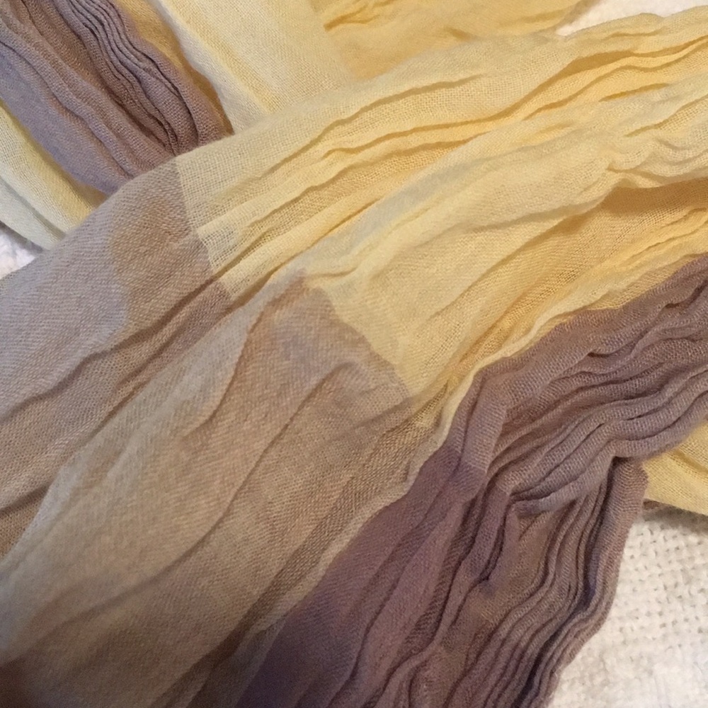 Crinkled color block Scarf yellow and brown